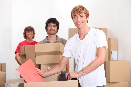 Local movers supporting a Ruislip home relocation